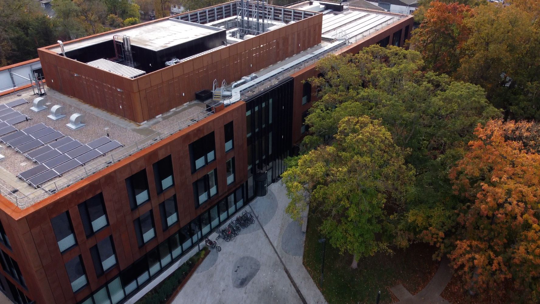 IDRM rooftop solar panels