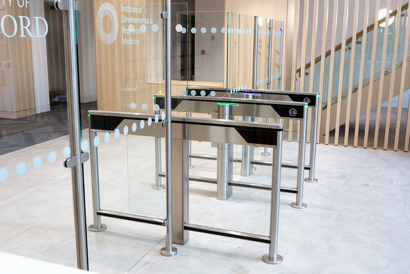Interior glass security barriers in the entrance