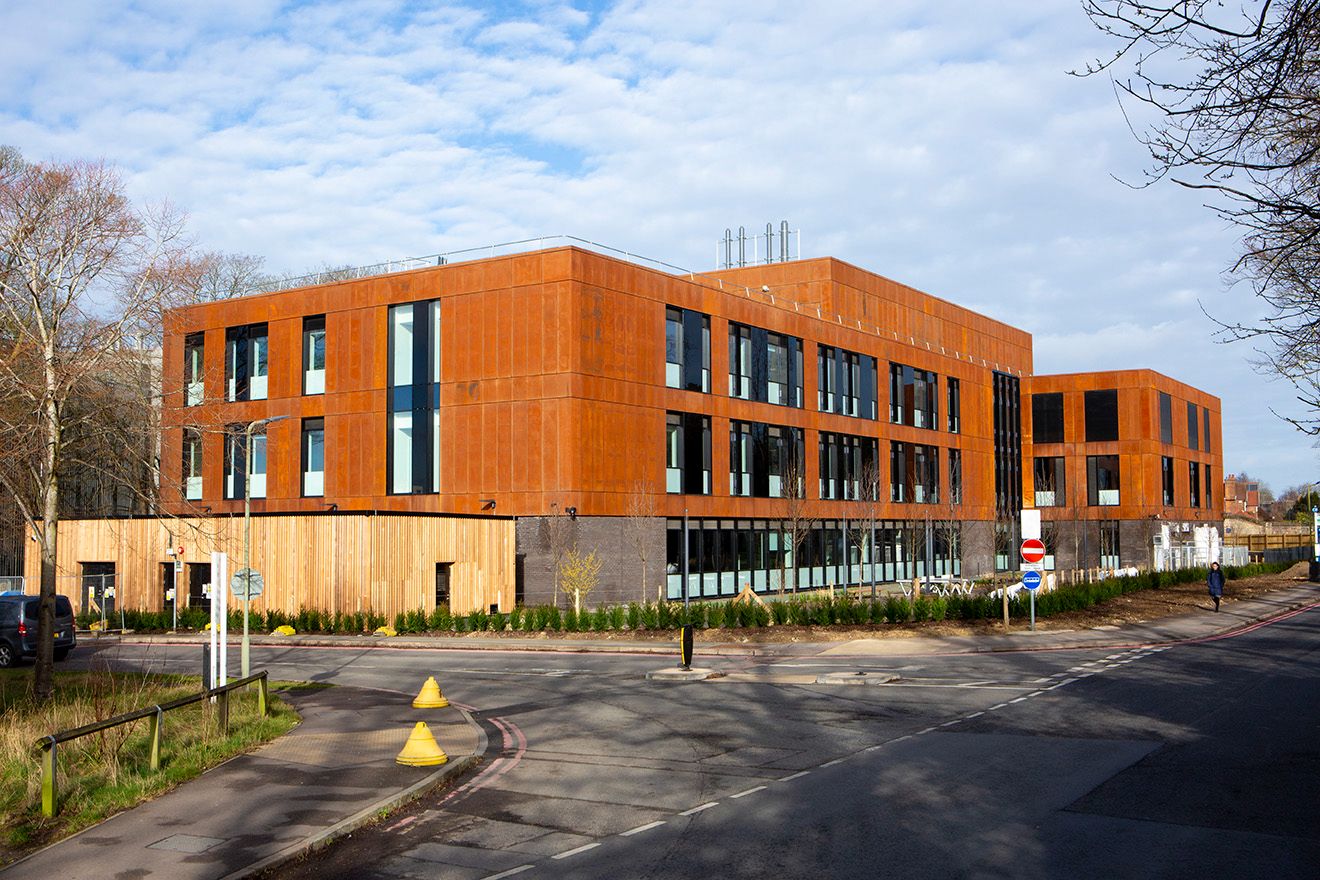 Exterior photograph of the IDRM building 