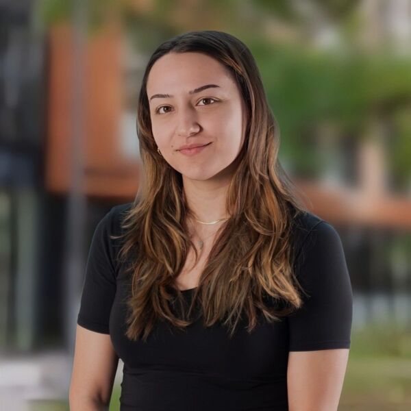 Selin Tüzüner